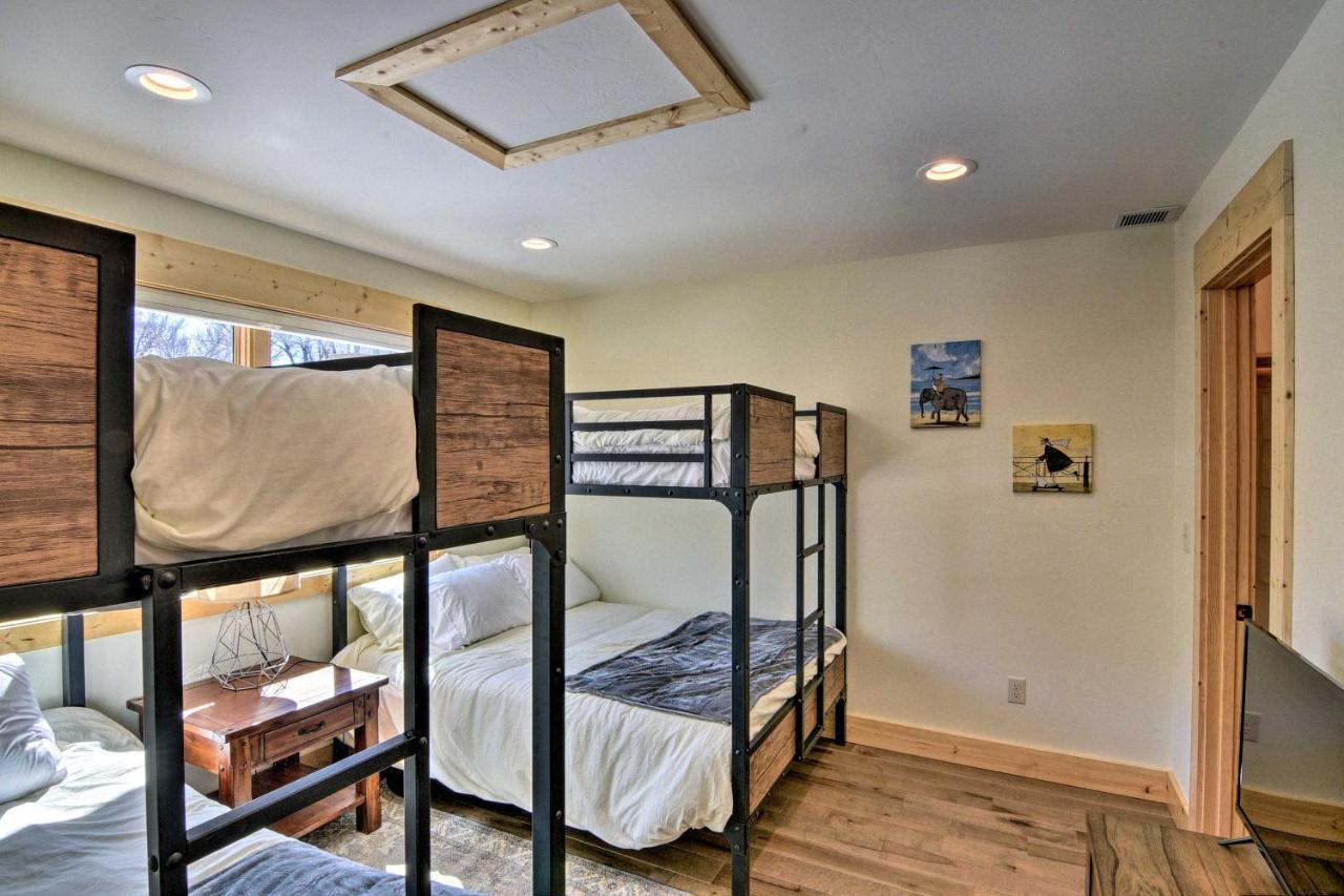 Riverfront Home With Bbq 2 Mi To Downtown Gunnison! Екстер'єр фото