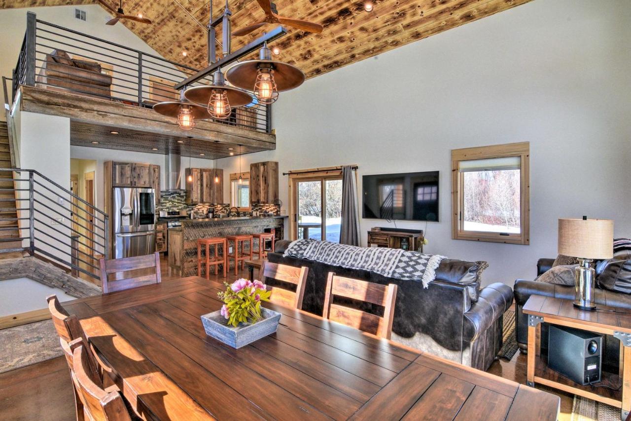 Riverfront Home With Bbq 2 Mi To Downtown Gunnison! Екстер'єр фото