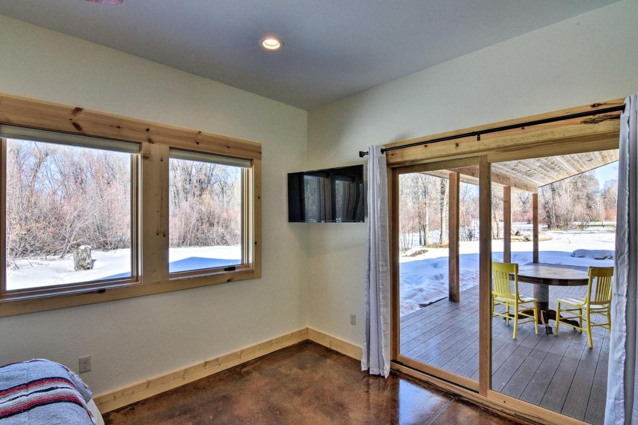 Riverfront Home With Bbq 2 Mi To Downtown Gunnison! Екстер'єр фото
