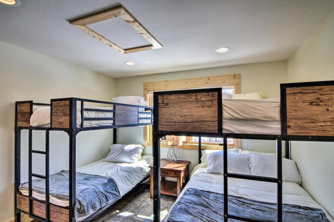 Riverfront Home With Bbq 2 Mi To Downtown Gunnison! Екстер'єр фото